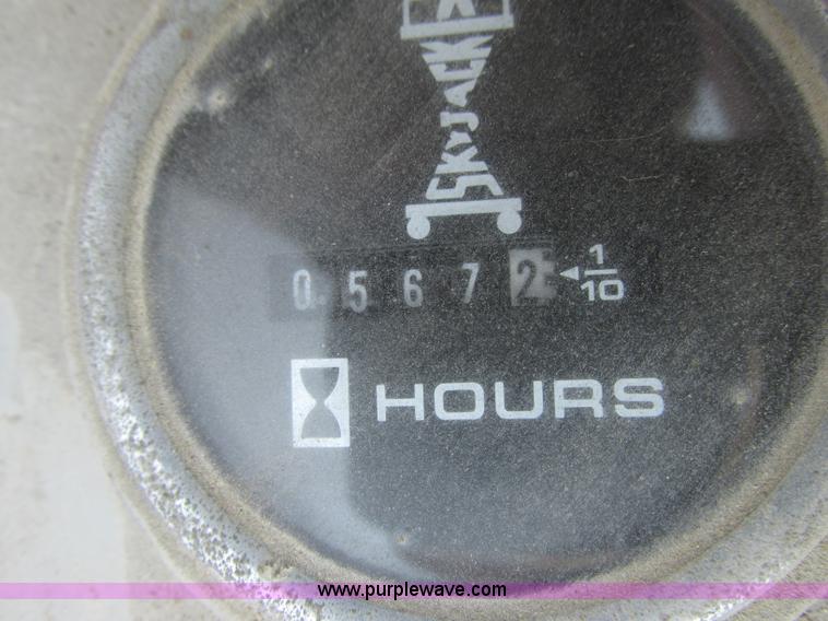 image for item F5192 1994 Skyjack 4226 electric scissor lift