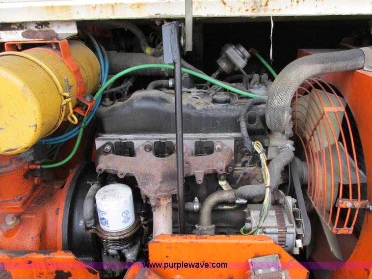 image for item F5198 1987 Chicago Pneumatic 185 cfm air compressor
