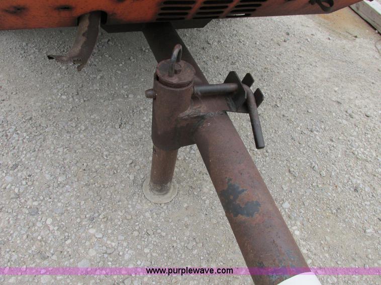 image for item F5198 1987 Chicago Pneumatic 185 cfm air compressor