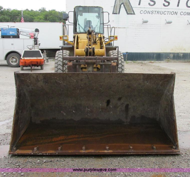 image for item F5199 1996 Komatsu WA250-3L wheel loader