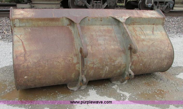 image for item F5199 1996 Komatsu WA250-3L wheel loader