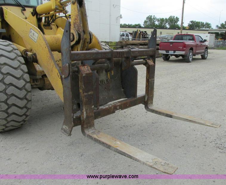 image for item F5199 1996 Komatsu WA250-3L wheel loader