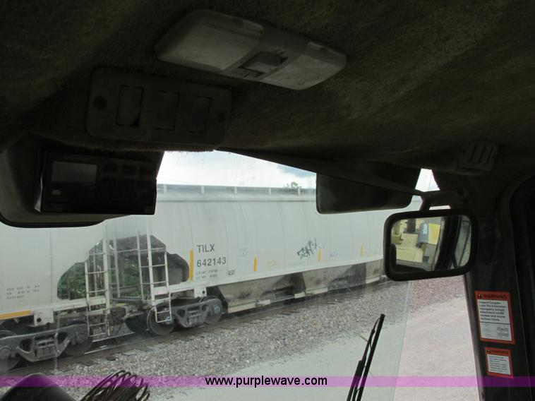 image for item F5199 1996 Komatsu WA250-3L wheel loader