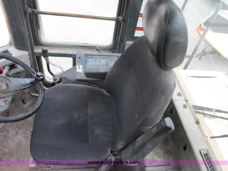 image for item F5199 1996 Komatsu WA250-3L wheel loader