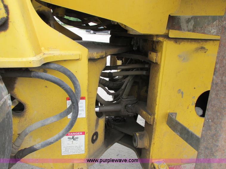 image for item F5199 1996 Komatsu WA250-3L wheel loader
