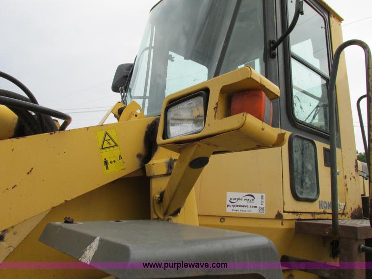 image for item F5199 1996 Komatsu WA250-3L wheel loader