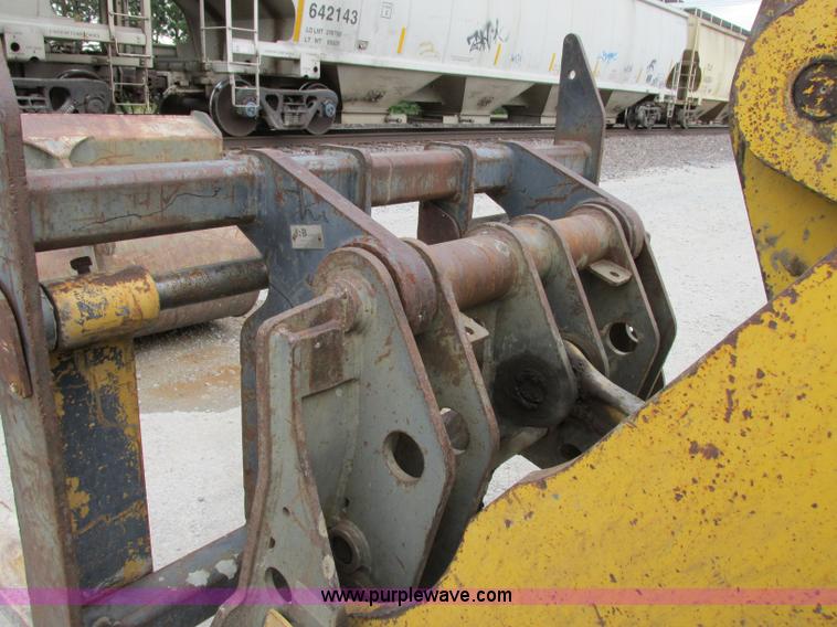 image for item F5199 1996 Komatsu WA250-3L wheel loader