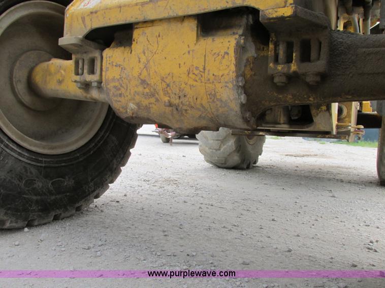 image for item F5199 1996 Komatsu WA250-3L wheel loader