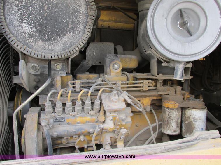 image for item F5199 1996 Komatsu WA250-3L wheel loader