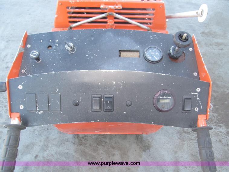 image for item F7091 Soff Cut G2000 concrete saw