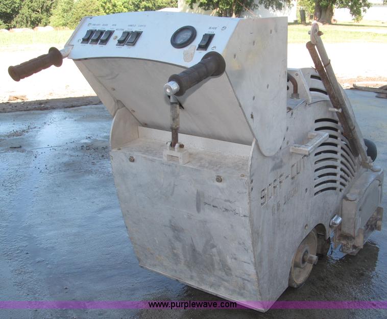 image for item F7092 Soff Cut GS1000 concrete saw