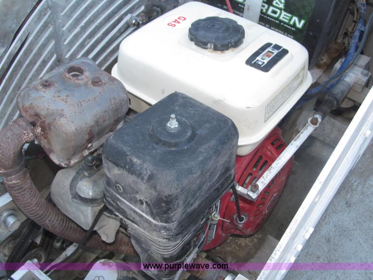 image for item F7092 Soff Cut GS1000 concrete saw