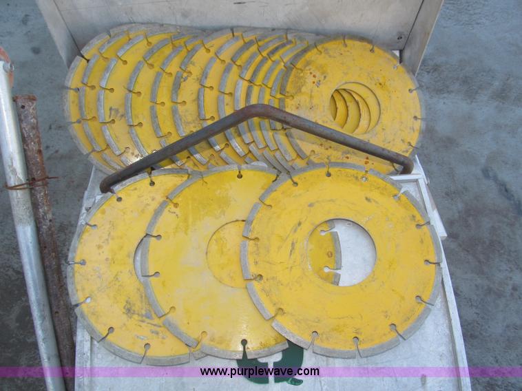 image for item F7092 Soff Cut GS1000 concrete saw