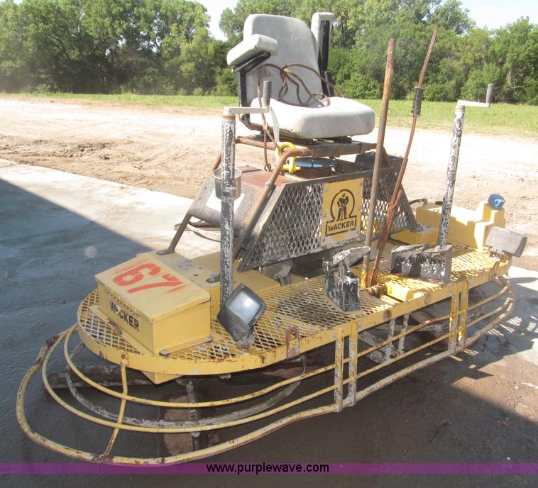 image for item F7093 Wacker CRT46KHN 46" ride on power trowel