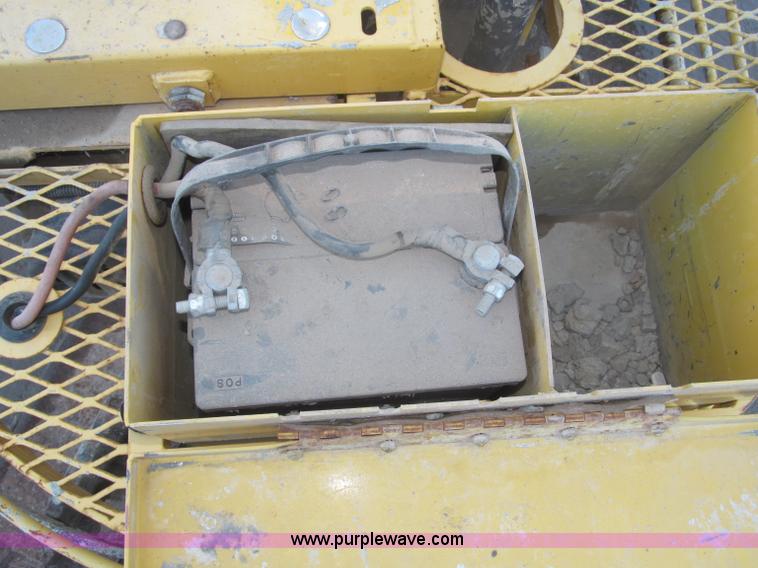 image for item F7093 Wacker CRT46KHN 46" ride on power trowel