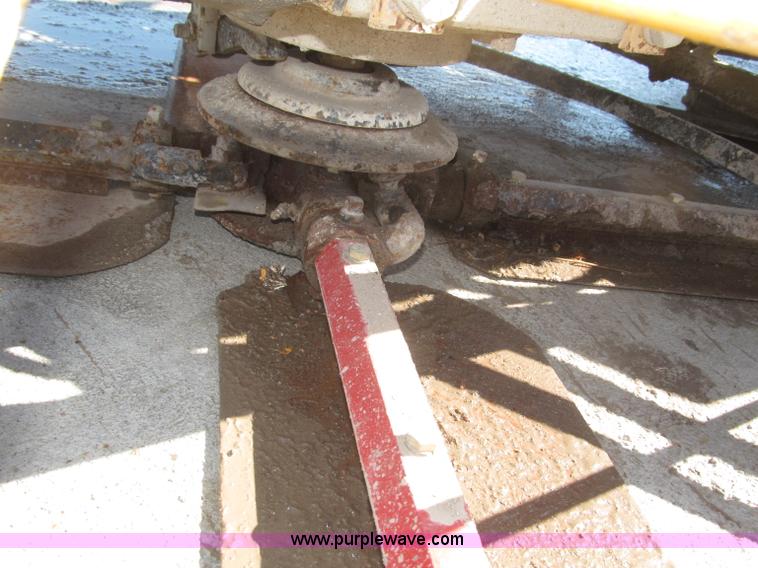 image for item F7093 Wacker CRT46KHN 46" ride on power trowel