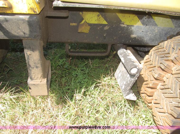 image for item F7094 Wacker WB16AEF  power buggy