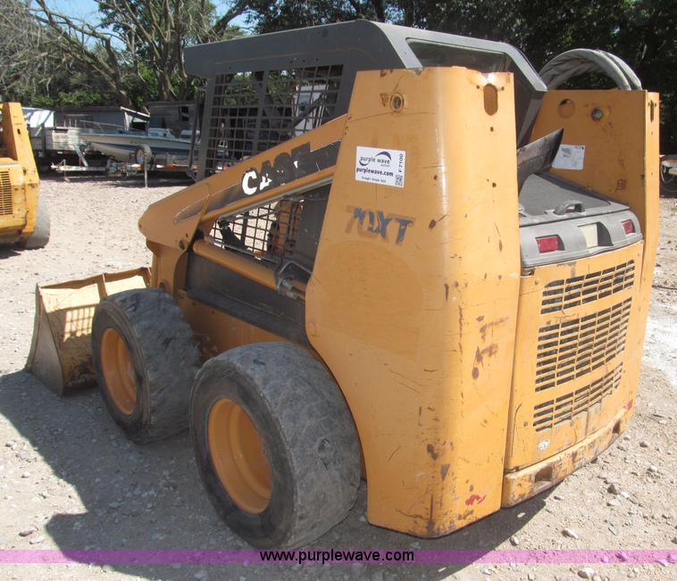 image for item F7100 2003 Case 70XT skid steer