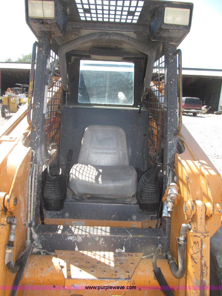 image for item F7100 2003 Case 70XT skid steer