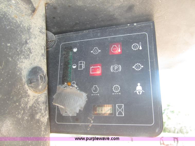 image for item F7100 2003 Case 70XT skid steer