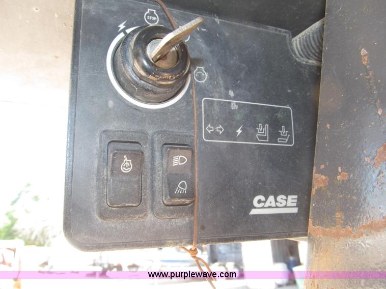 image for item F7100 2003 Case 70XT skid steer