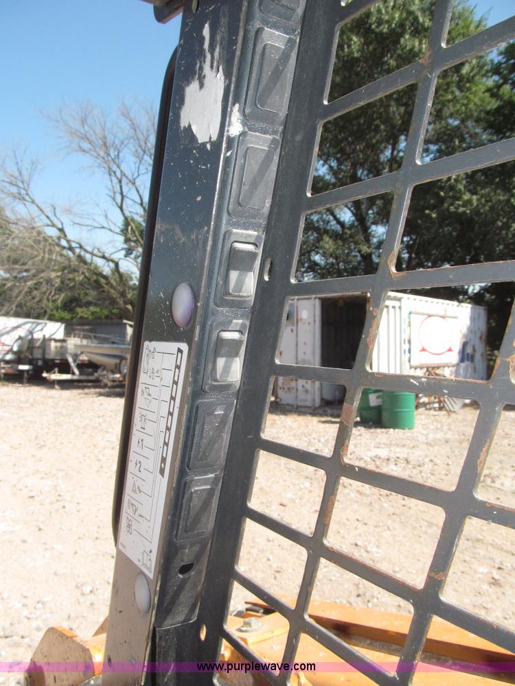 image for item F7100 2003 Case 70XT skid steer