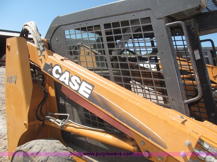 image for item F7100 2003 Case 70XT skid steer