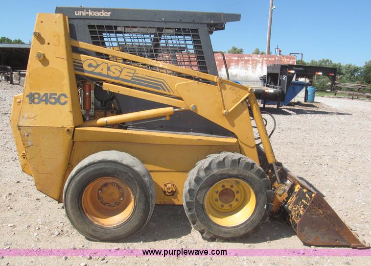 image for item F7101 Case 1845C skid steer