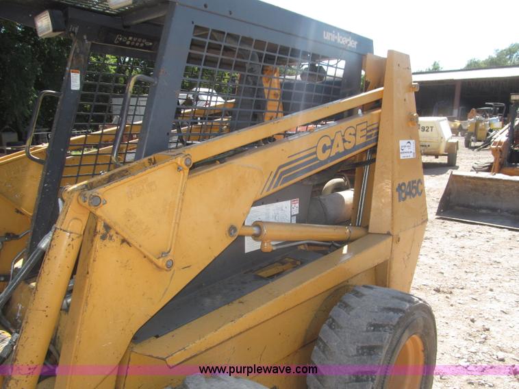 image for item F7101 Case 1845C skid steer