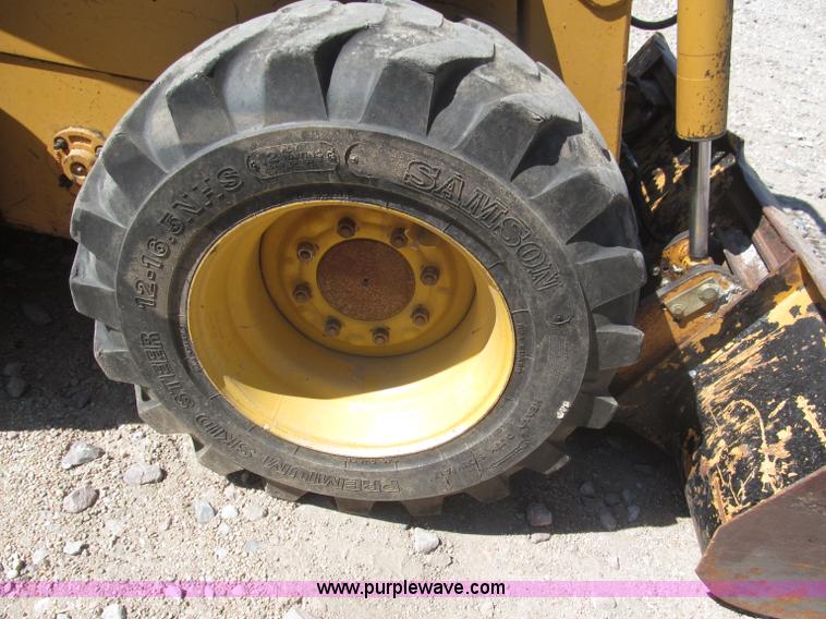 image for item F7101 Case 1845C skid steer