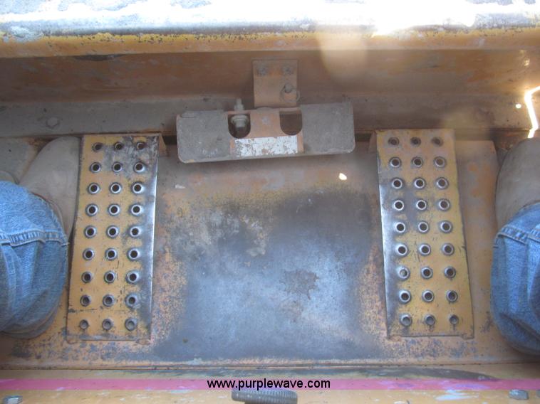 image for item F7103 2000 Case 1845C skid steer