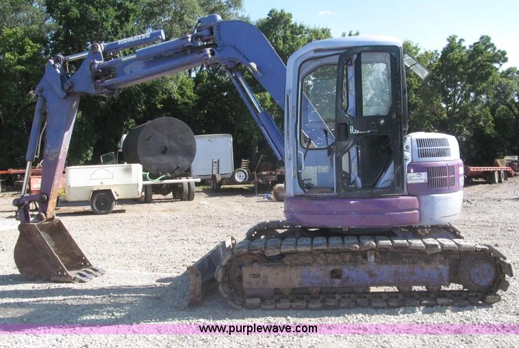 image for item F7104 Komatsu PC75UU-3 excavator