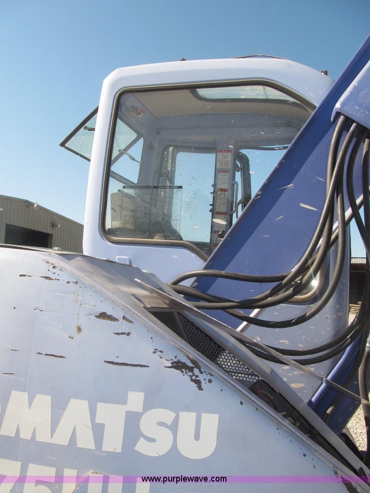 image for item F7104 Komatsu PC75UU-3 excavator