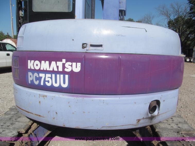 image for item F7104 Komatsu PC75UU-3 excavator