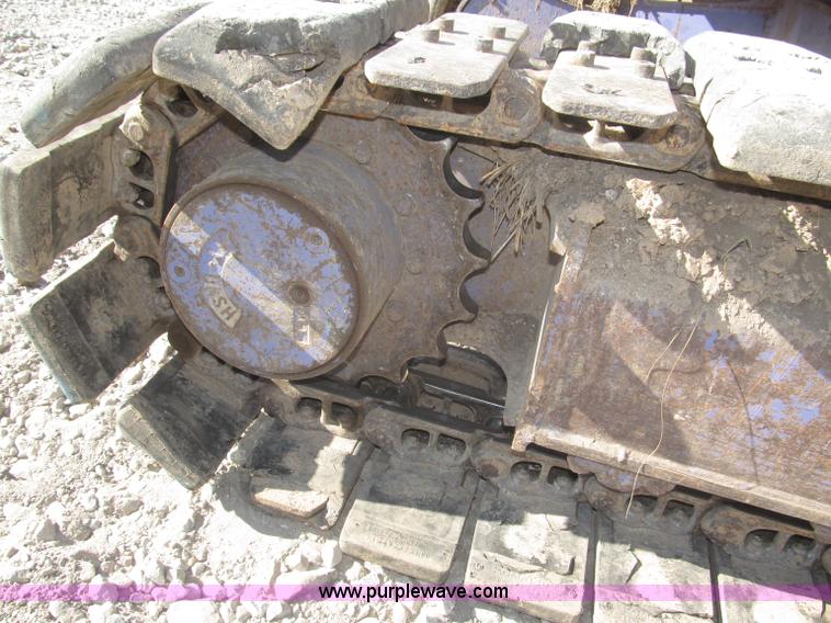 image for item F7104 Komatsu PC75UU-3 excavator