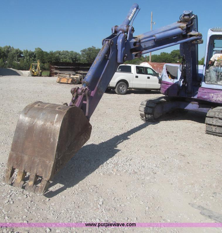 image for item F7104 Komatsu PC75UU-3 excavator