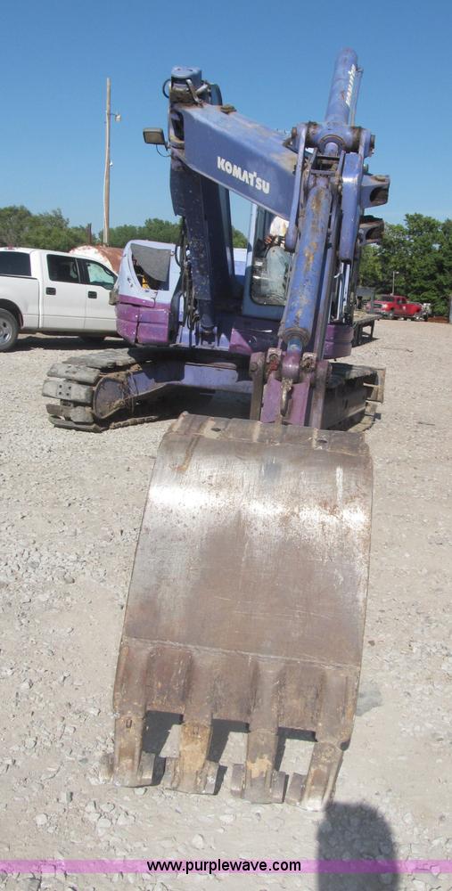 image for item F7104 Komatsu PC75UU-3 excavator