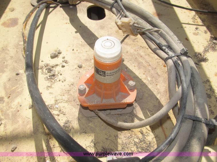 image for item F7105 1997 JLG 2033E scissor lift