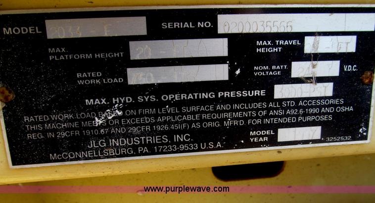 image for item F7105 1997 JLG 2033E scissor lift