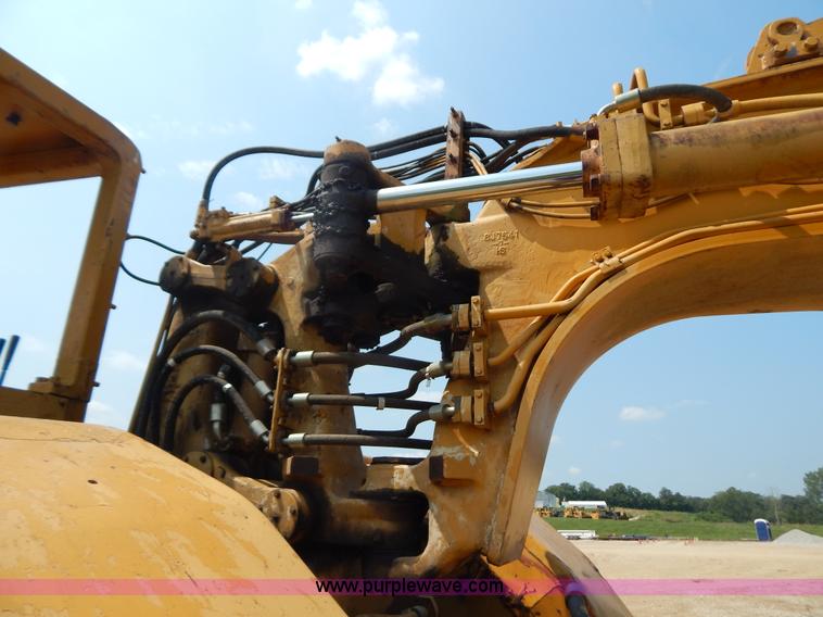 image for item G3415 1978 Caterpillar 627B scraper