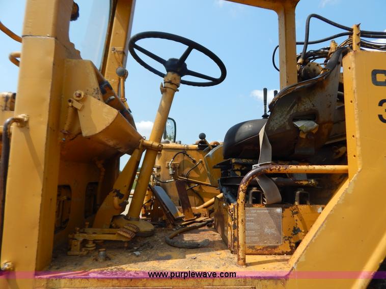 image for item G3415 1978 Caterpillar 627B scraper