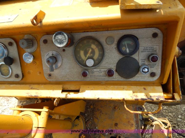 image for item G3415 1978 Caterpillar 627B scraper