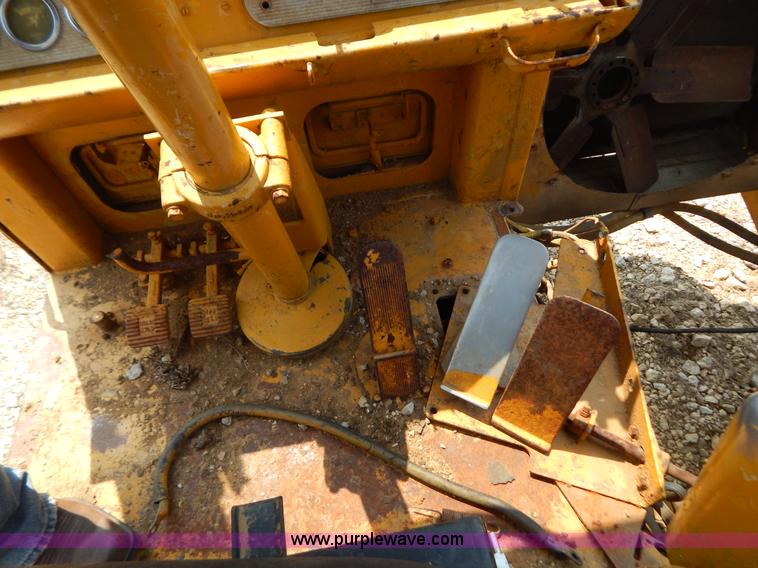 image for item G3415 1978 Caterpillar 627B scraper