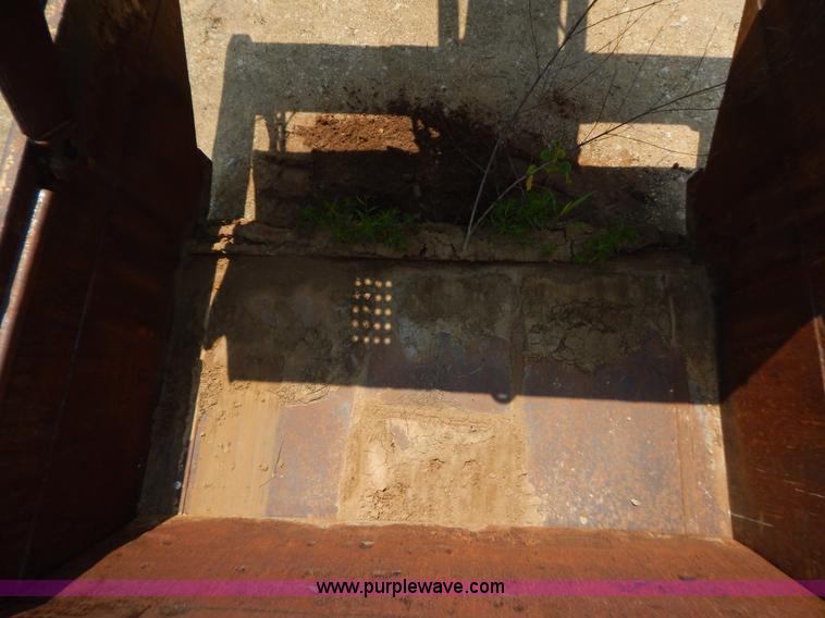 image for item G3416 1978 Caterpillar 627B scraper