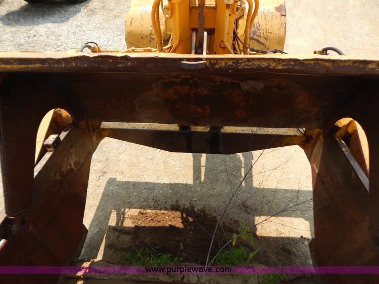 image for item G3416 1978 Caterpillar 627B scraper