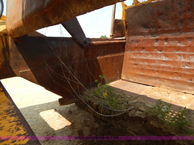 image for item G3416 1978 Caterpillar 627B scraper