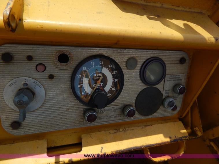 image for item G3416 1978 Caterpillar 627B scraper