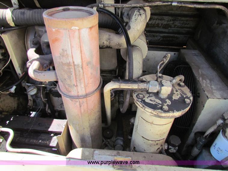 image for item G4083 Ingersoll Rand 100 portable air compressor