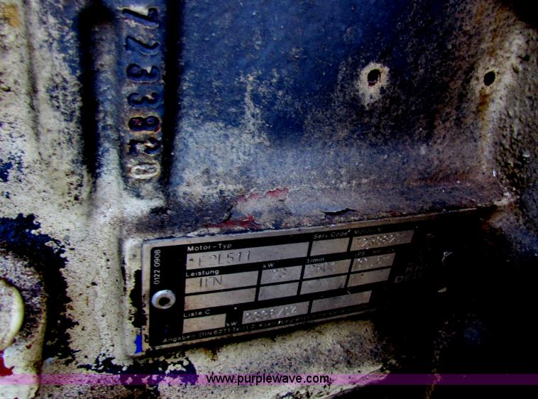 image for item G4083 Ingersoll Rand 100 portable air compressor