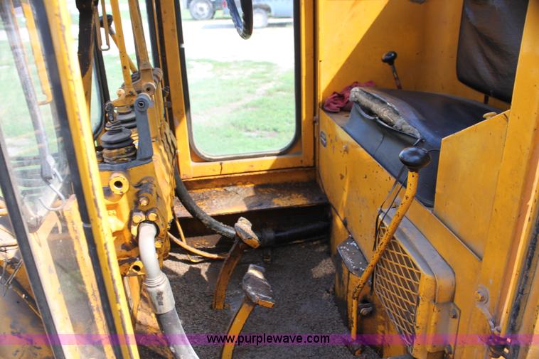 image for item G4114 Galion 503A motor grader